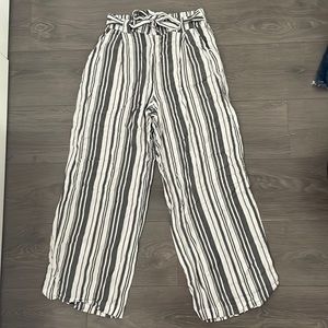 White and grey stripped flowy pants